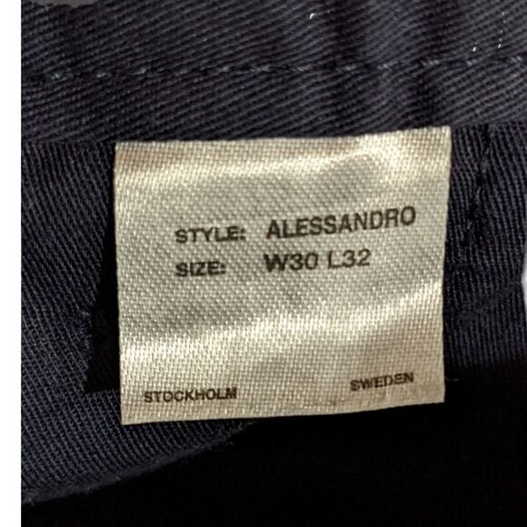 Wesc Stockholm Sweden Alessandro Men's Navy Blue Chino Pants Size 30x32 - Picture 4 of 6